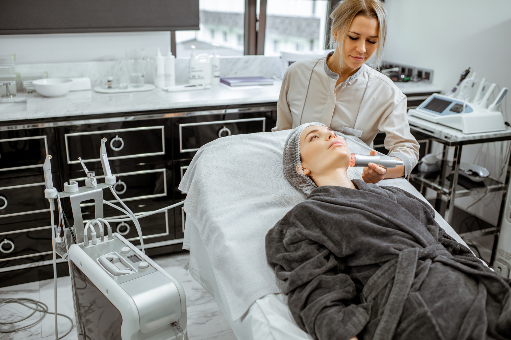 Botox and the Evolving Landscape of Non-Surgical Aesthetic Enhancements