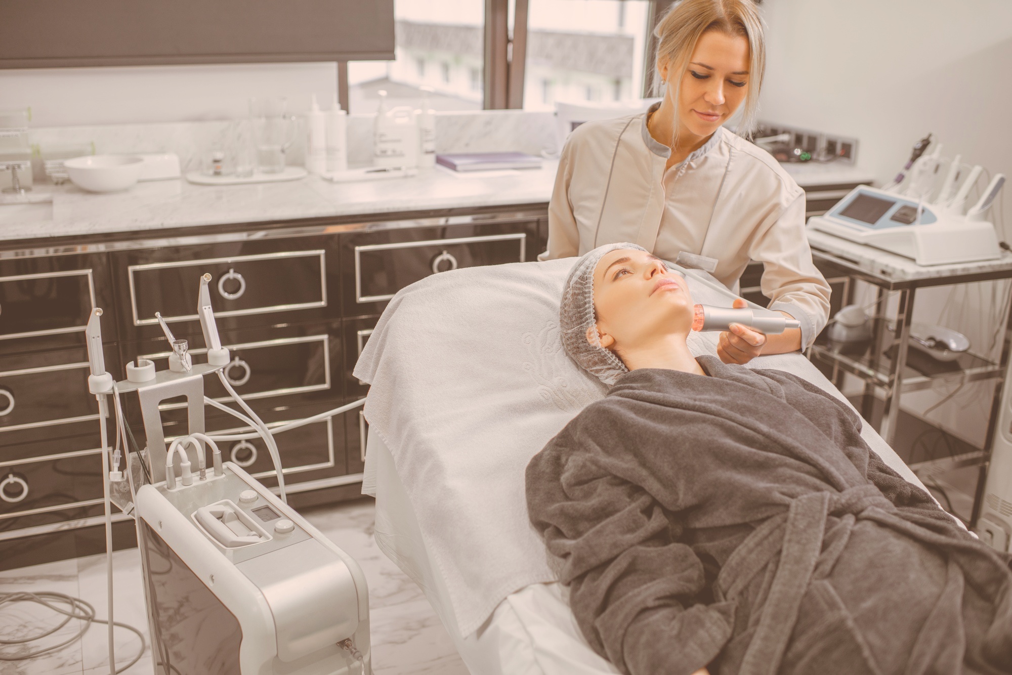 Juvederm Ultra (Lips) vs Restylane Kysse (Lips): The Ultimate Lip Filler Showdown for Plump, Natural-Looking Lips